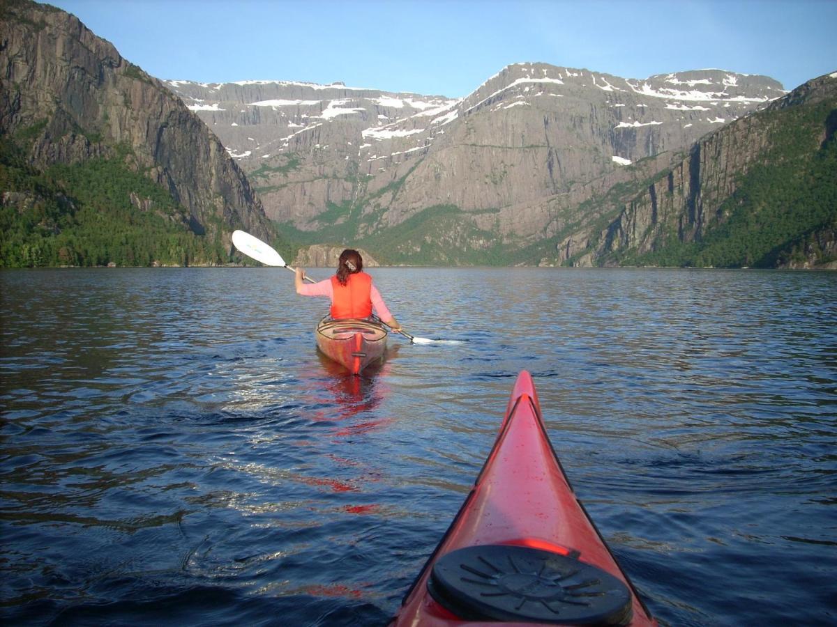 Bremanger Fjord Hotell Svelgen Екстериор снимка