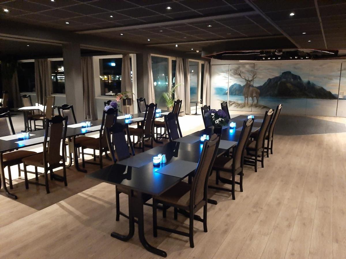 Bremanger Fjord Hotell Svelgen Екстериор снимка