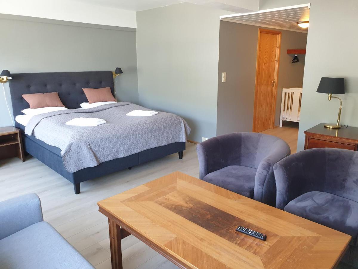Bremanger Fjord Hotell Svelgen Екстериор снимка