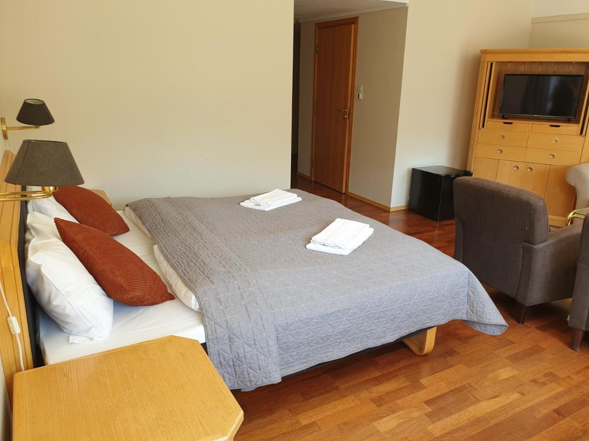 Bremanger Fjord Hotell Svelgen Екстериор снимка